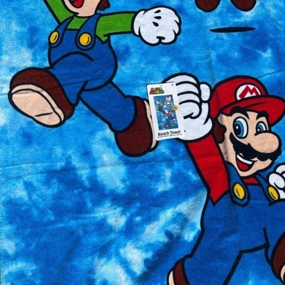 Super Mario Blue Tie Dye Printed Beach Towel Oversized 28" x 58" NEW - Picture 3 of 8